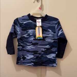*NWT* Kids Camouflage Long Sleeve Tee